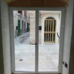 Carpenteria - porta vetrata - colore bianco lucido